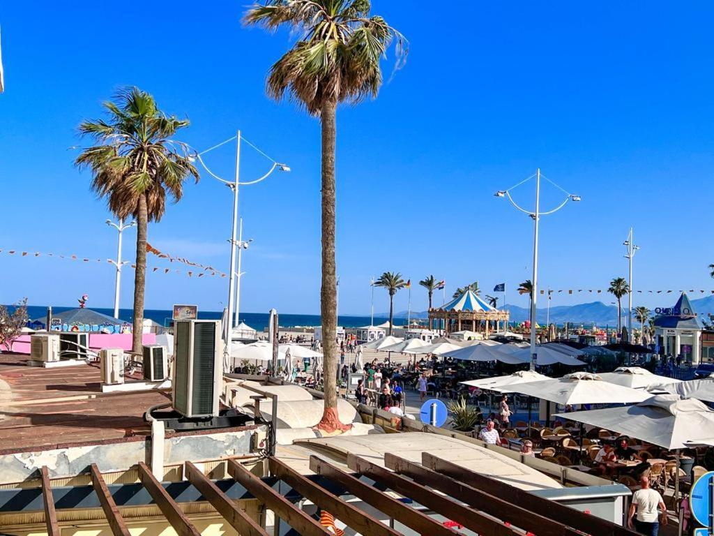 Appartement Vue Mer Parking Prive Place Med Canet-en-Roussillon Bagian luar foto