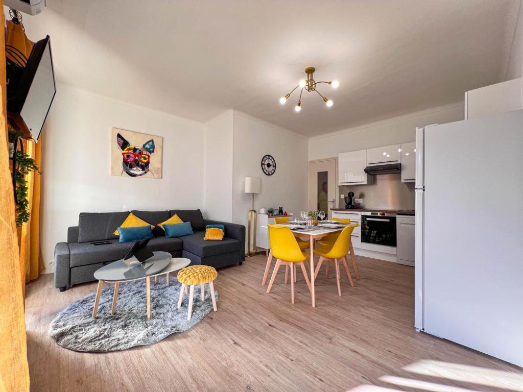 Appartement Vue Mer Parking Prive Place Med Canet-en-Roussillon Bagian luar foto