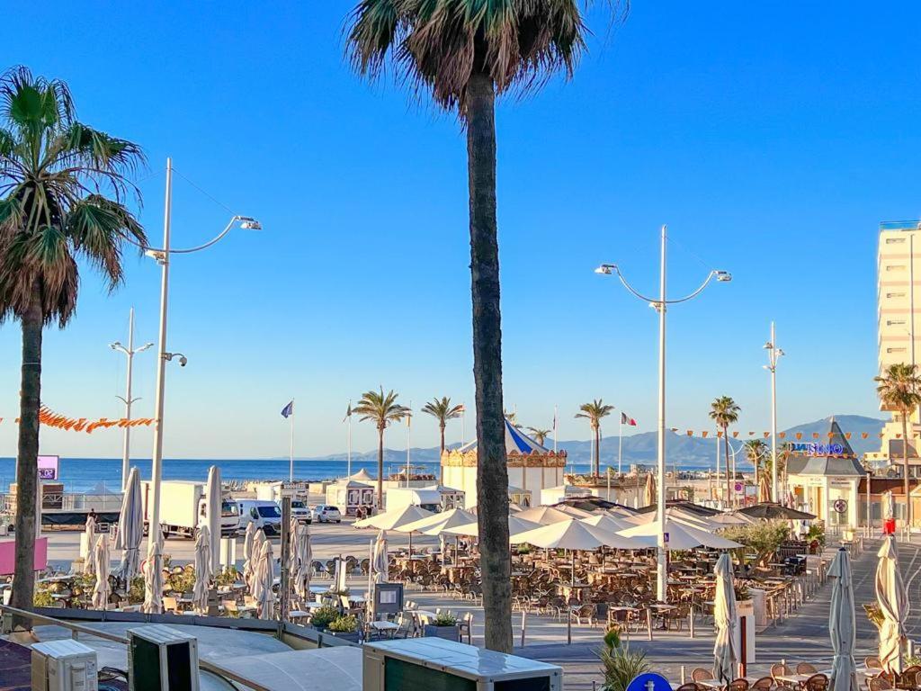 Appartement Vue Mer Parking Prive Place Med Canet-en-Roussillon Bagian luar foto
